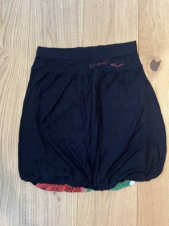 Desigual Röcke: Desigual Rock Grösse XS – Gebraucht aus Hombrechtikon von tita16 1