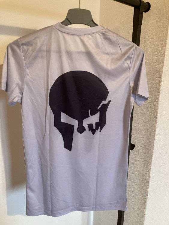 T-shirt: T-Shirt – Nuovo (secondo la descrizione) da Schlattingen venduto da fernfen 1