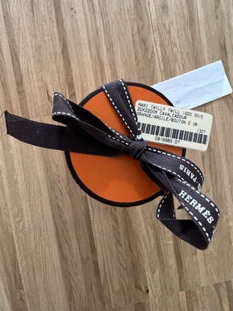 Hermés Maxi Twilly Cavalcadour neu 220x20 cm Box