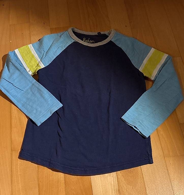 Maglioni & Felpe: Boden Langarmshirt Gr 128 – Usato da Allschwil venduto da CaSu-