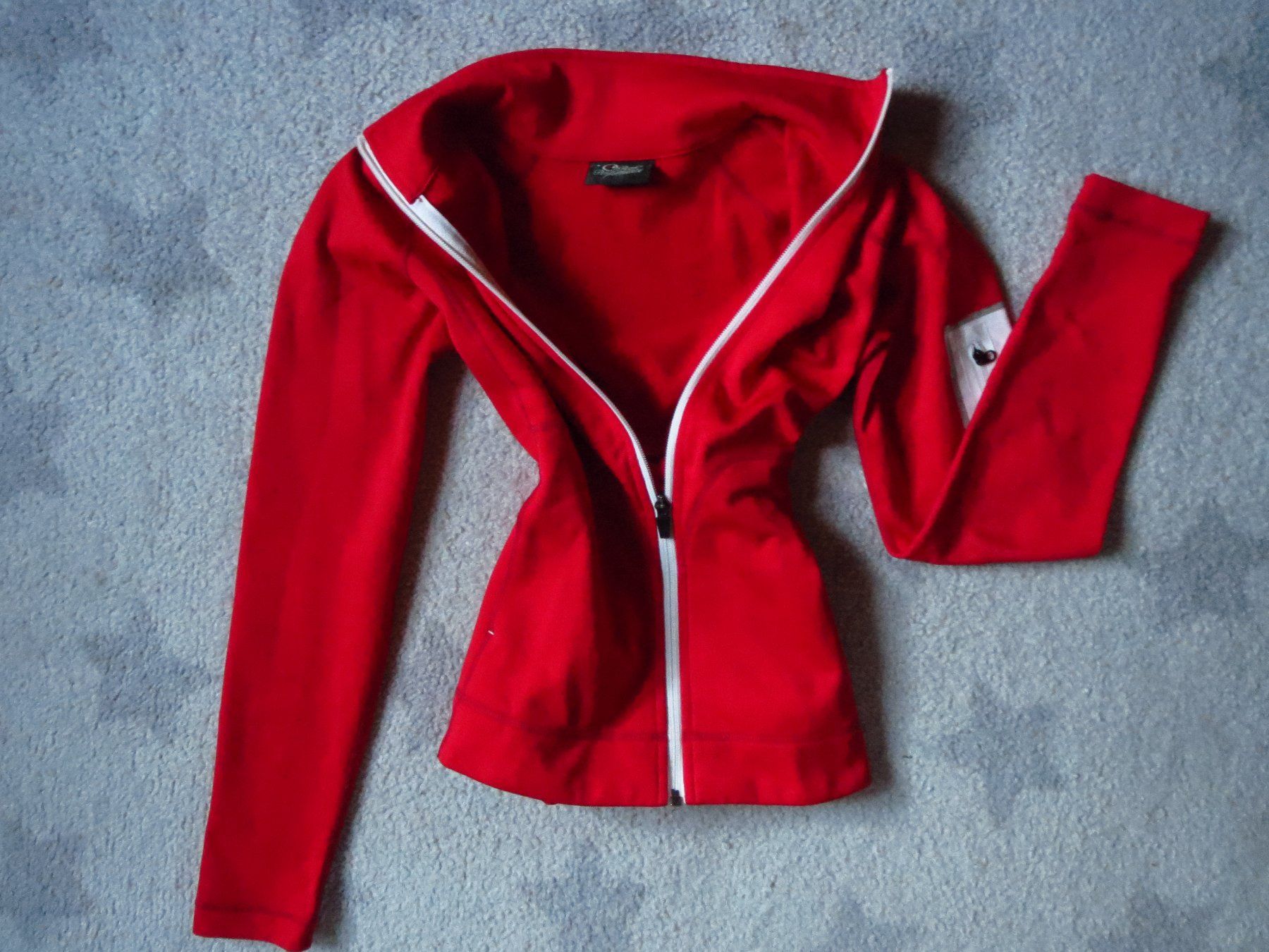 Peak Performance Giacche: stylische PEAK PERFORMANCE Damen Jacke Gr S – Usato da Kiental venduto da Anna8702