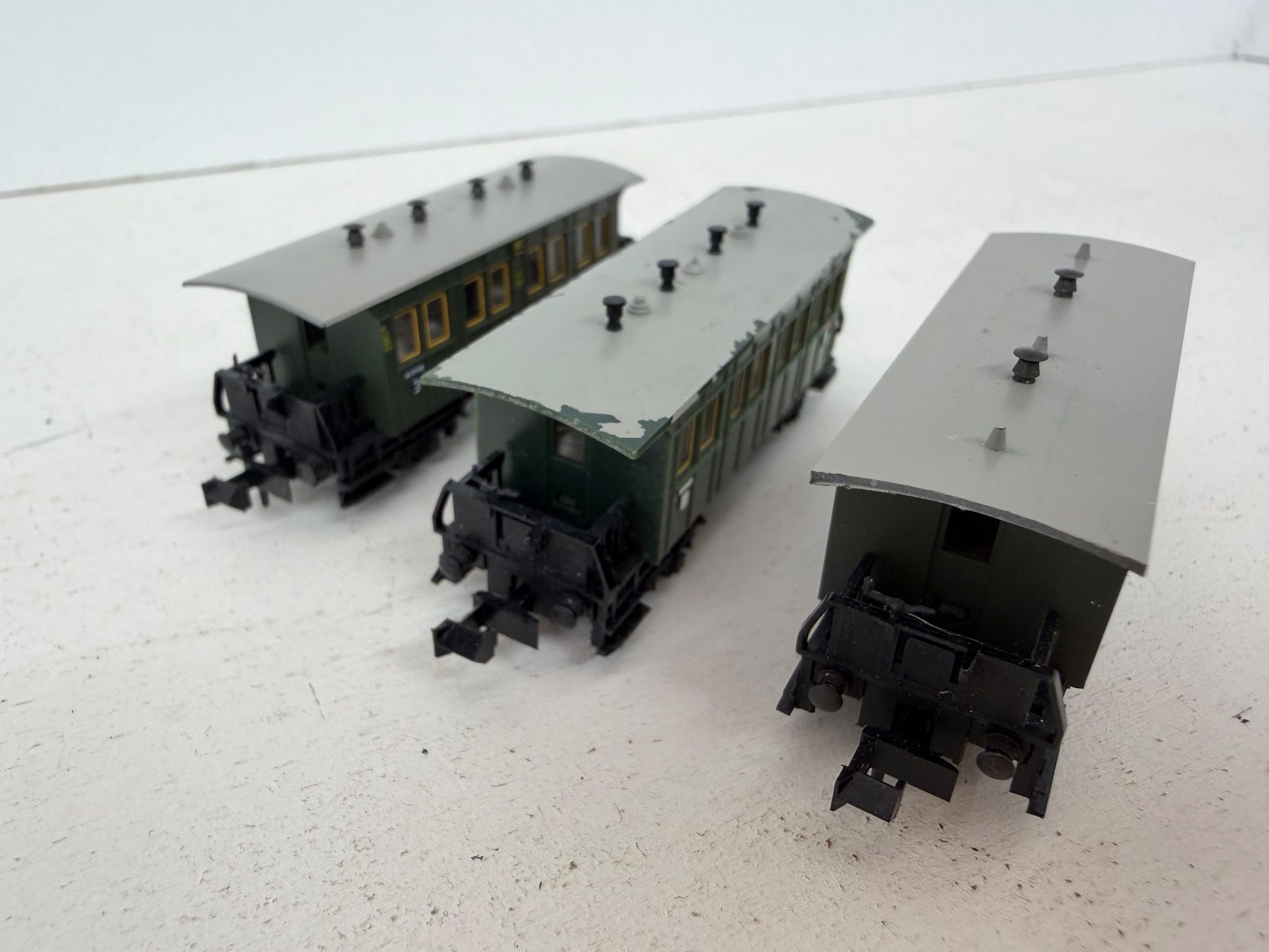 Trix Modellini di ferrovie: Trix Personenwagen – Usato da Büsserach venduto da ModellbahnDepot 2
