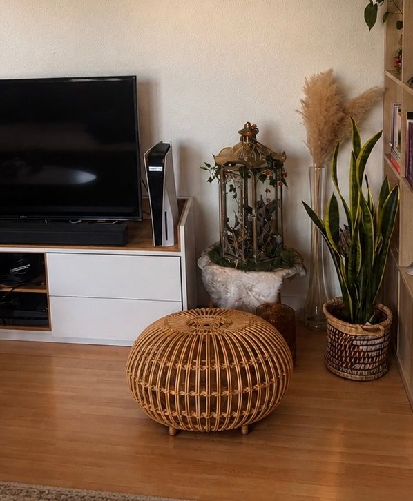 Sgabelli: Kunst-Rattan  Hocker – Usato da Rüti ZH venduto da Mysticphoenix.mel 1