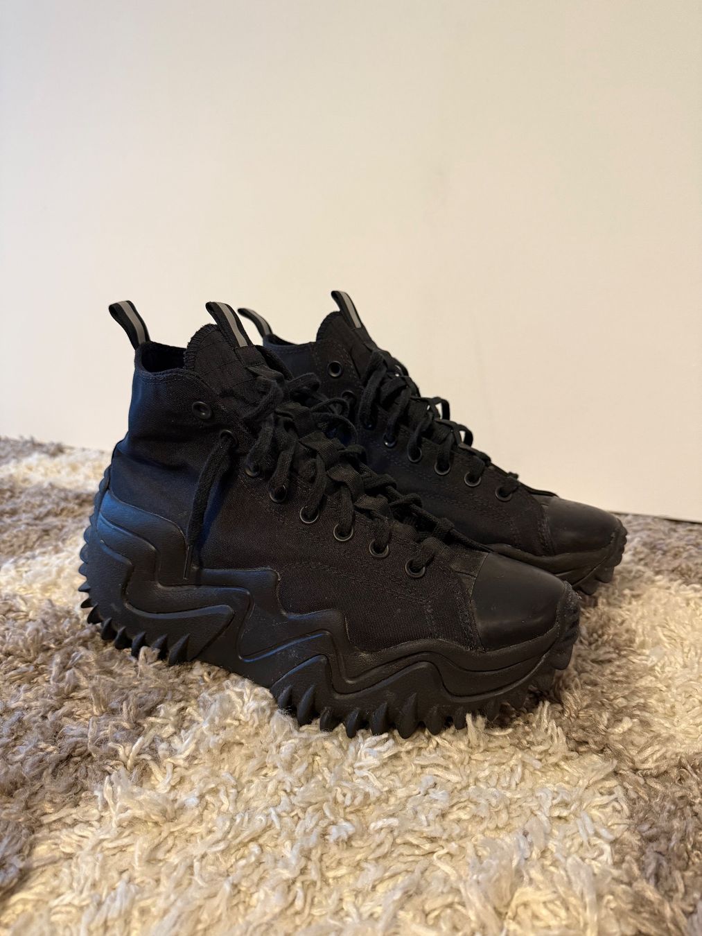 Converse Herrenschuhe: Converse Run Star Motion Utilitaire Triple Black - Rare – Gebraucht aus Neuchâtel von Blek7