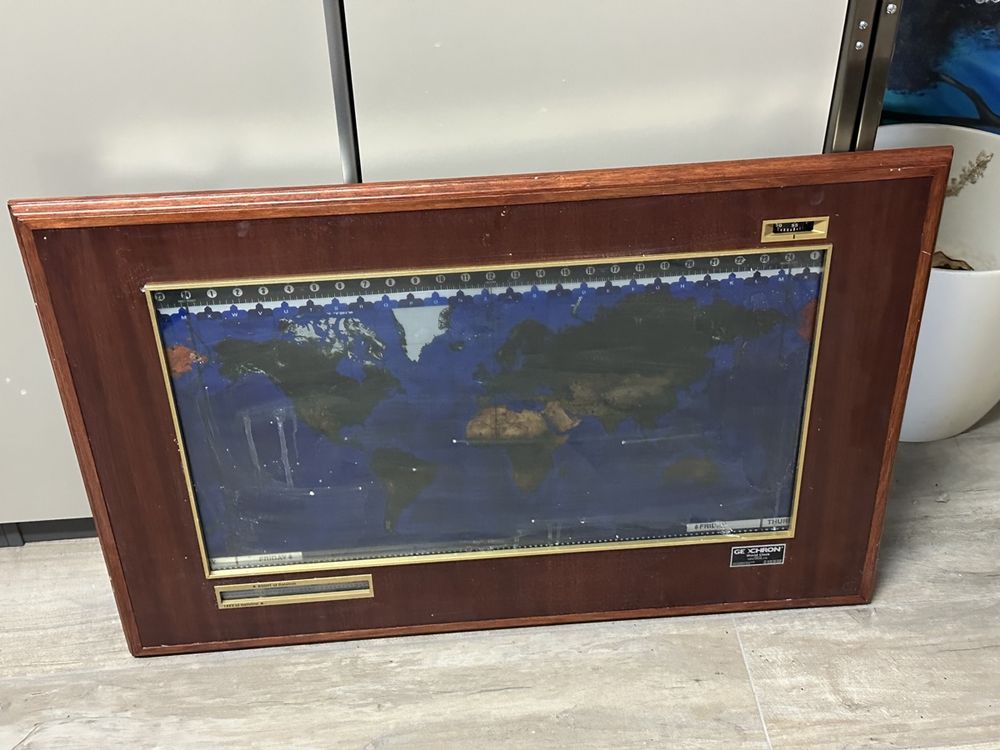 Original Geochron Boardroom Modell in Kirscholz (Gebraucht) in Egg b ...