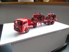 Alter Magirus Deutz LKW mit Mc Cormik Traktoren 1:87 Brekina