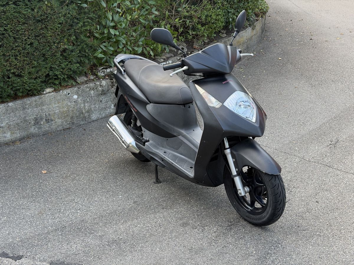 Honda Strada: Honda Ses 125 Dylan Ab Mfk  – Usato da Zullwil venduto da Autocentersalii 2