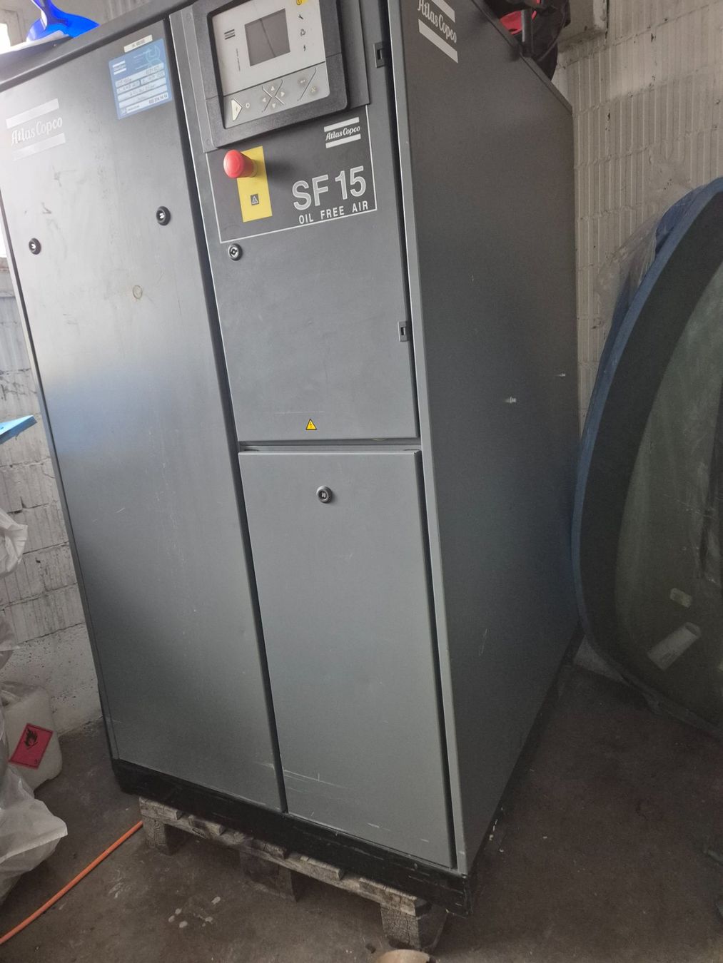 Atlas Copco Compresseurs: Schraubenkompressor – D'occasion à Benken SG par damiansido