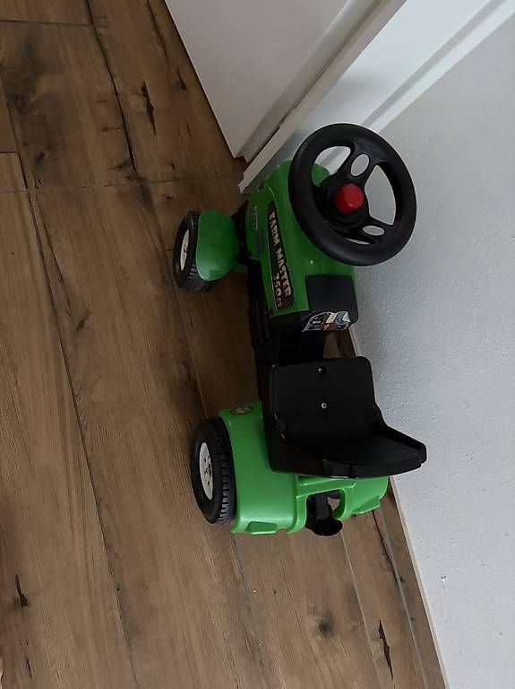 Veicoli per bambini: Kindertraktor – Usato da Triesenberg venduto da Kiruna18 1