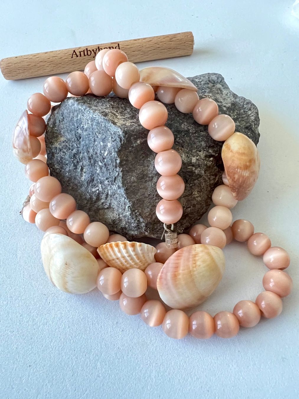 Catenine: Handgefertigte Longkette Katzenaugen & echte Muscheln – Usato da Ruswil venduto da artbyhand 1