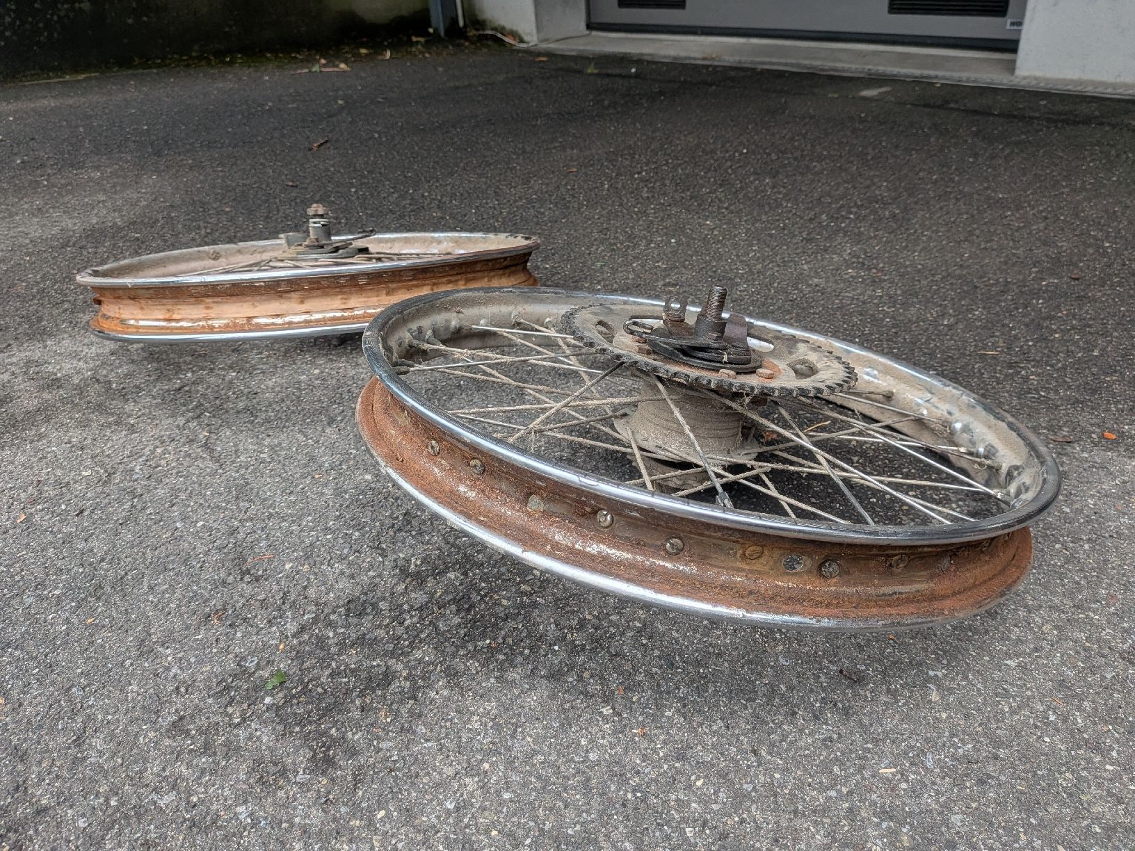 Cerchioni: Speichenfelgen 17" Vermutlich Peugeot  – Difettoso da Illnau venduto da V.Fendt 4