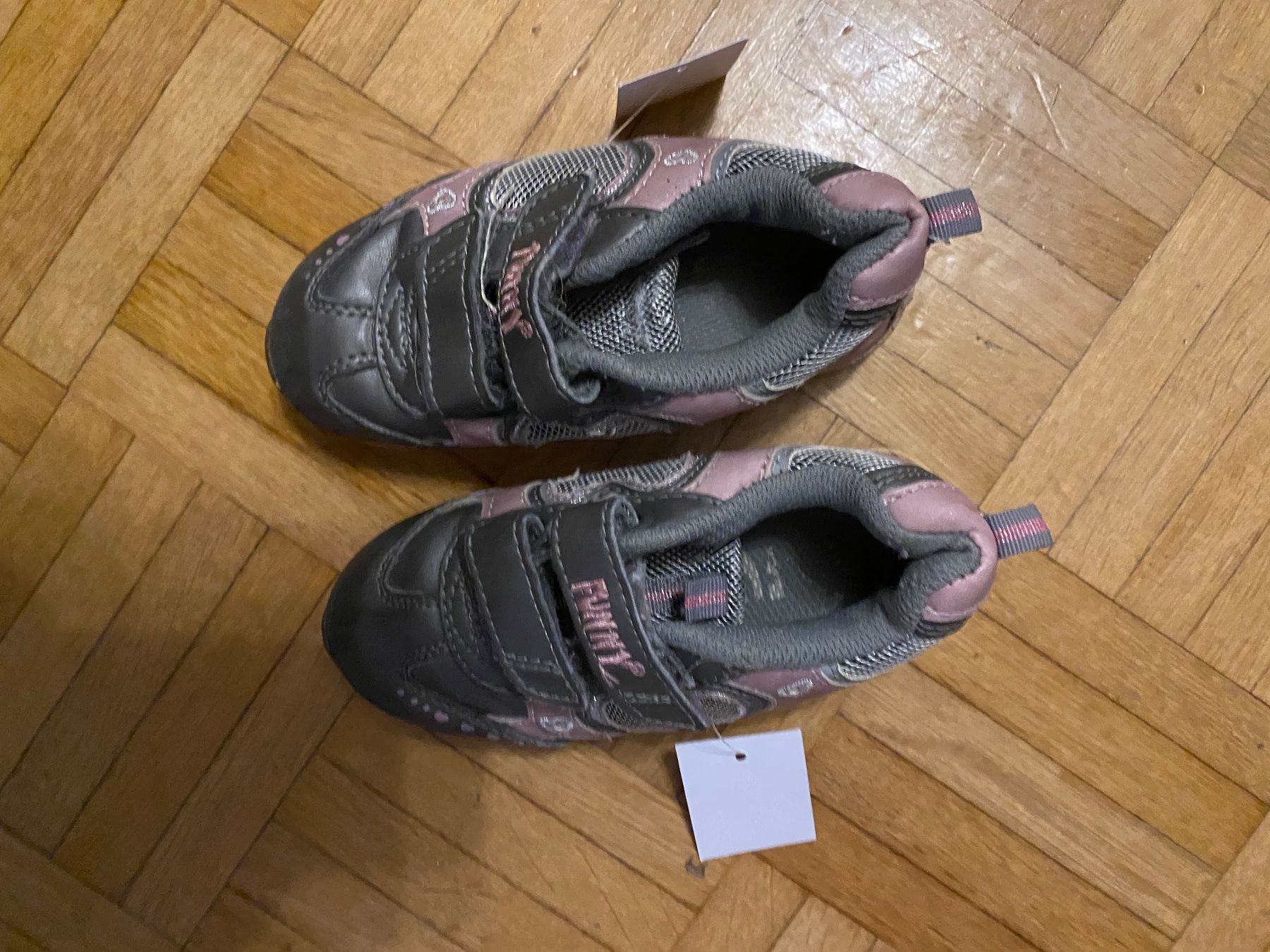 Scarpe per ragazze: Turnschuhe Funny Grösse 24/25 – Usato da Emmen venduto da Aribini 4