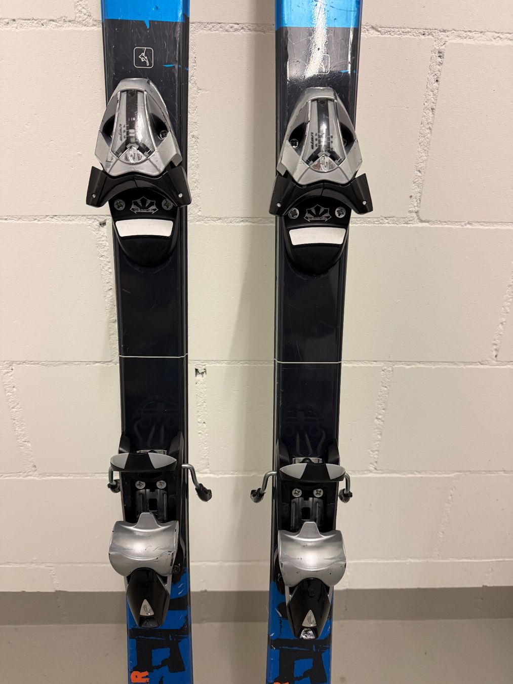 Elan Sci: Ski Elan Hyper Flow mit Bindung gebrauchter Zustand – Usato da Adlikon b.Regensdf venduto da Ano_75 3