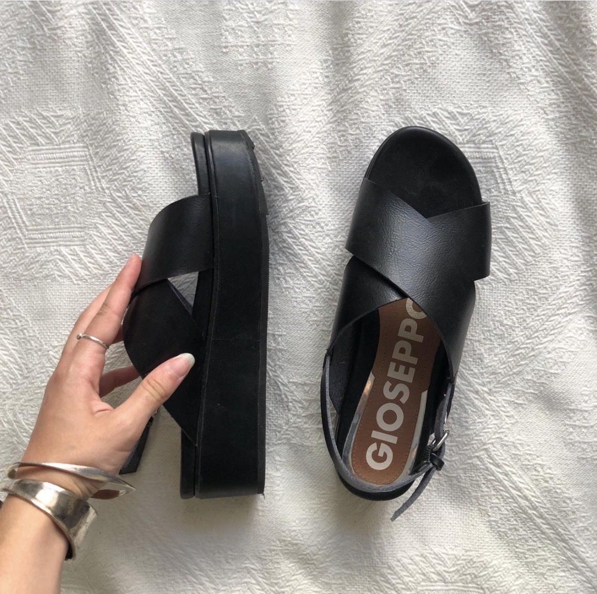Scarpe da donna: Gioseppo Schwarze Platform Leder Sandalen – Nuovo (secondo la descrizione) da St. Gallen venduto da Kollision