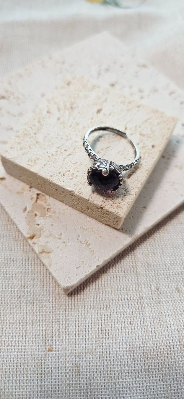 Anelli: NEW - S925 Amethyst Ring (Adjustable) – Nuovo (secondo la descrizione) da Zürich venduto da cin_wcf6 5