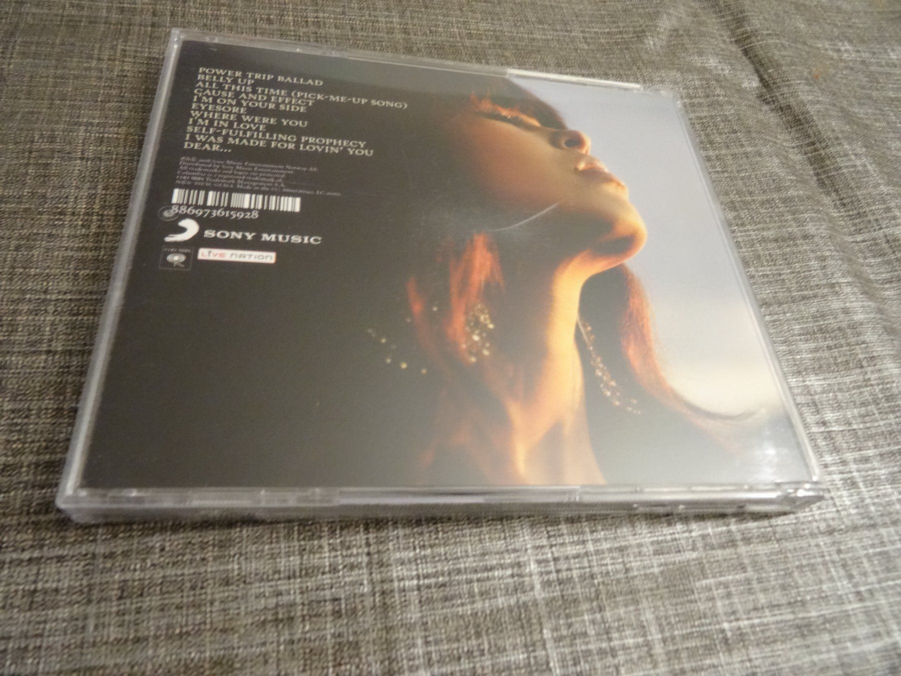 CD: Maria Mena - Cause and Effect - CD – Usato da Olten venduto da Disc-Ausverkauf 1
