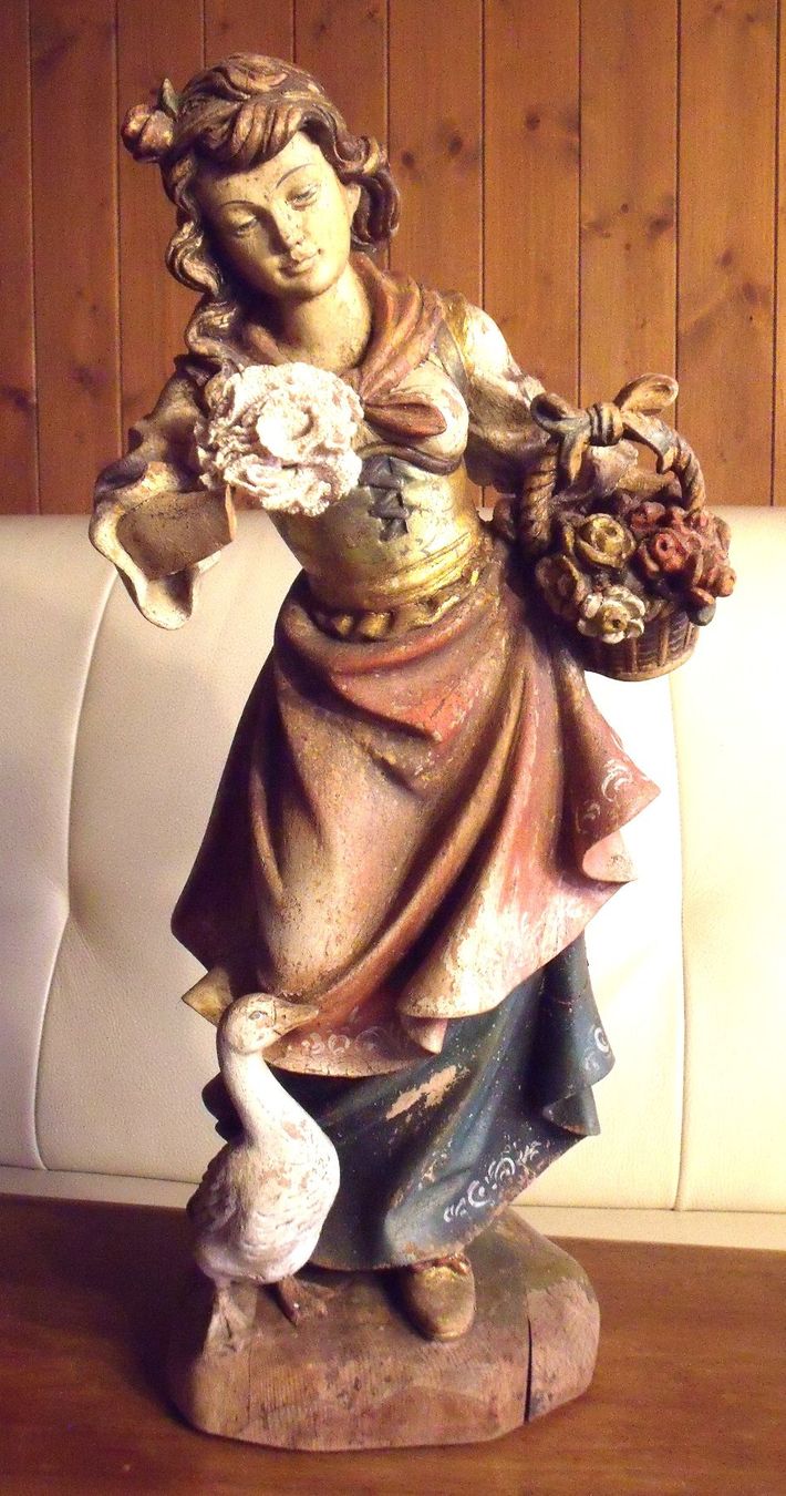 Statuette: GÄNSEMARIE AUS DEM TIROL – Usato da Neuenegg venduto da Holzli2