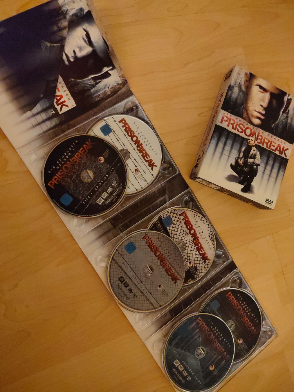 Tous les DVDs: Prison Break Staffel 1 DVD – D'occasion à Burgdorf par achill3s 2