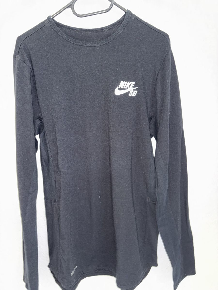 Nike Pullover & Sweatshirts: Nike SB Longsleeve – Gebraucht aus Nänikon von Amerika73