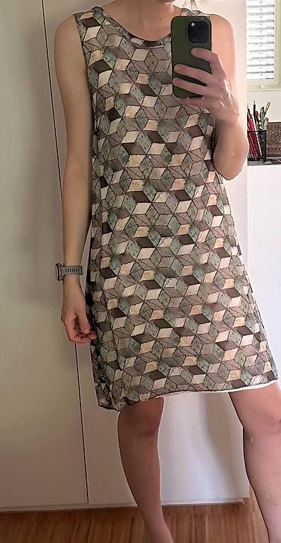 Kleider: NILE Kleid – Gebraucht aus Luzern von AnnaZaychenko 1