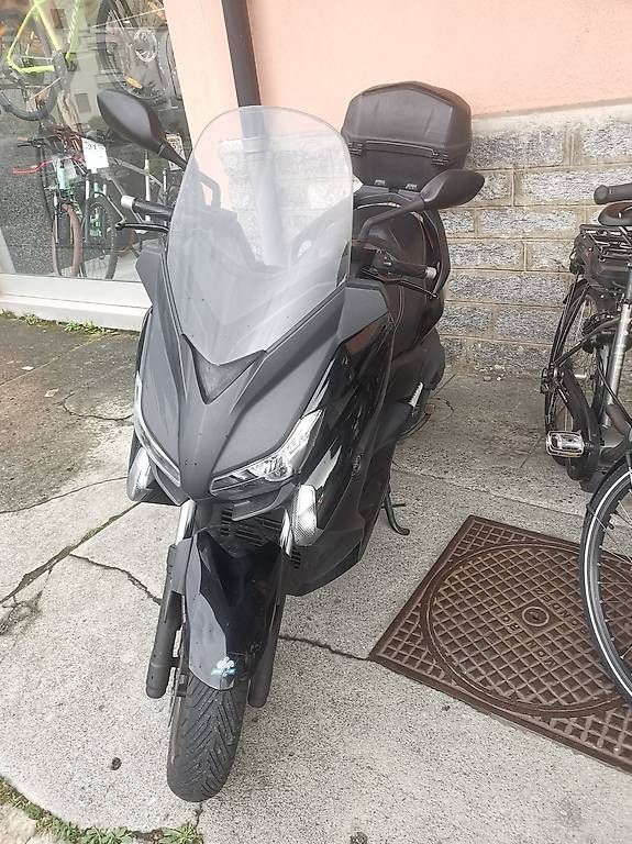 Yamaha Scooter: Yamaha XMAX 400 ABS appena collaudata – Usato da Bellinzona venduto da MISTER.BIKE 1