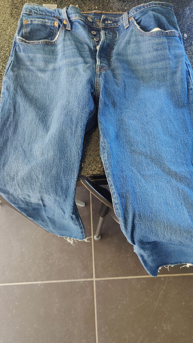 Levi's Jeans: Levi's Jeans 501 Damen – Gebraucht aus Pfeffingen von GempelerM 1