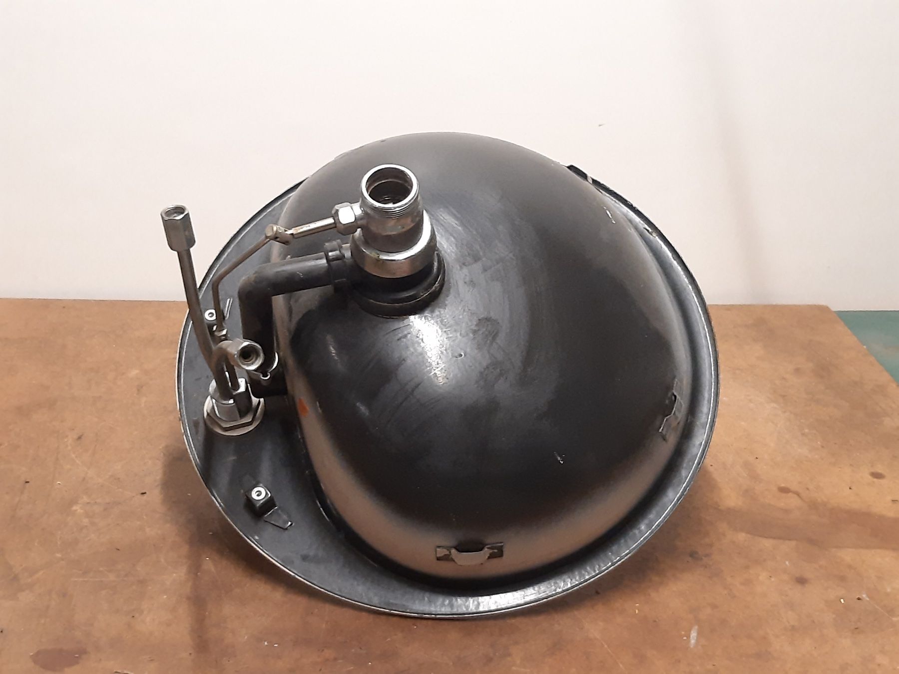 Spülbecken & Waschbecken: Lavabo mit Armatur Email / Emaille – Gebraucht aus Winterthur von ReUse_Baumarkt 3