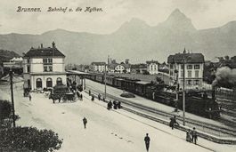 BRUNNEN - Bahnhof SZ um 1920!