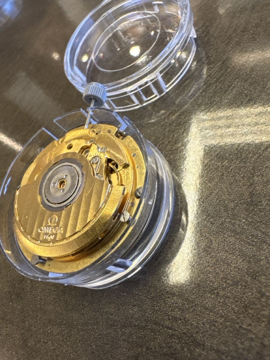Omega Uhren: Omega Cal : 1140 Chrono ! – Gebraucht aus Chavornay von Gold-Gym 1