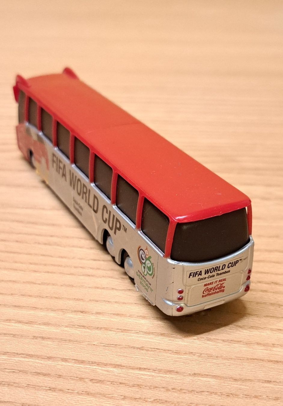 Kit di modellismo & Modellini statici: Fifa World Cup Germani 2006 Bus Modell – Usato da Dietlikon venduto da kosta.katoglou 5