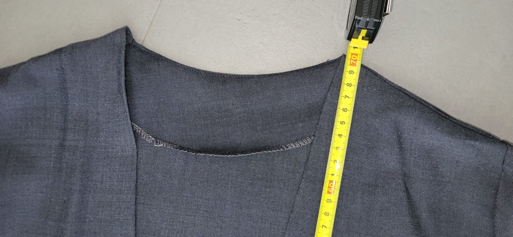 Completi & Tailleur: Ensemble 2 pièces veste et robe sans manches S/M – Nuovo (secondo la descrizione) da vufflens la ville venduto da Veuveclicquot 7