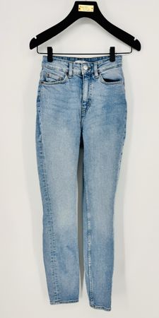 # WOMAN - Jeans ,,high waist‘‘ Gr. 34 - H&M #