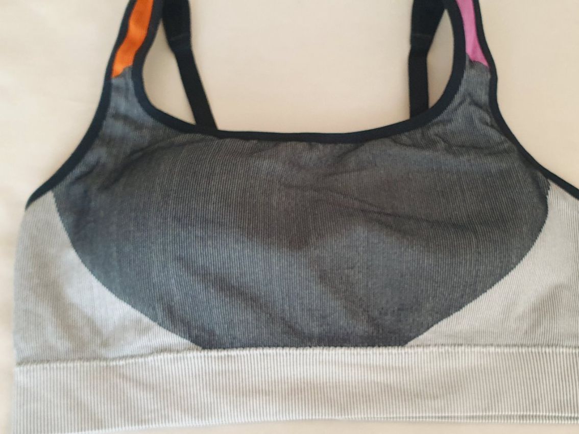 Tops: Sportbustier BH Gr S – D'occasion à Stansstad par InStyle8 3