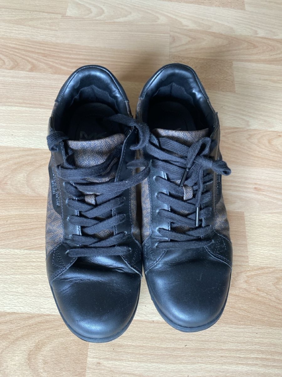 Michael Kors Chaussures hommes: Herren-Lederschuhe von MK – D'occasion à Herisau par Markis_one