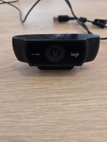 Webcam Logitech C920 HD 1080p avec trépied petit modèle