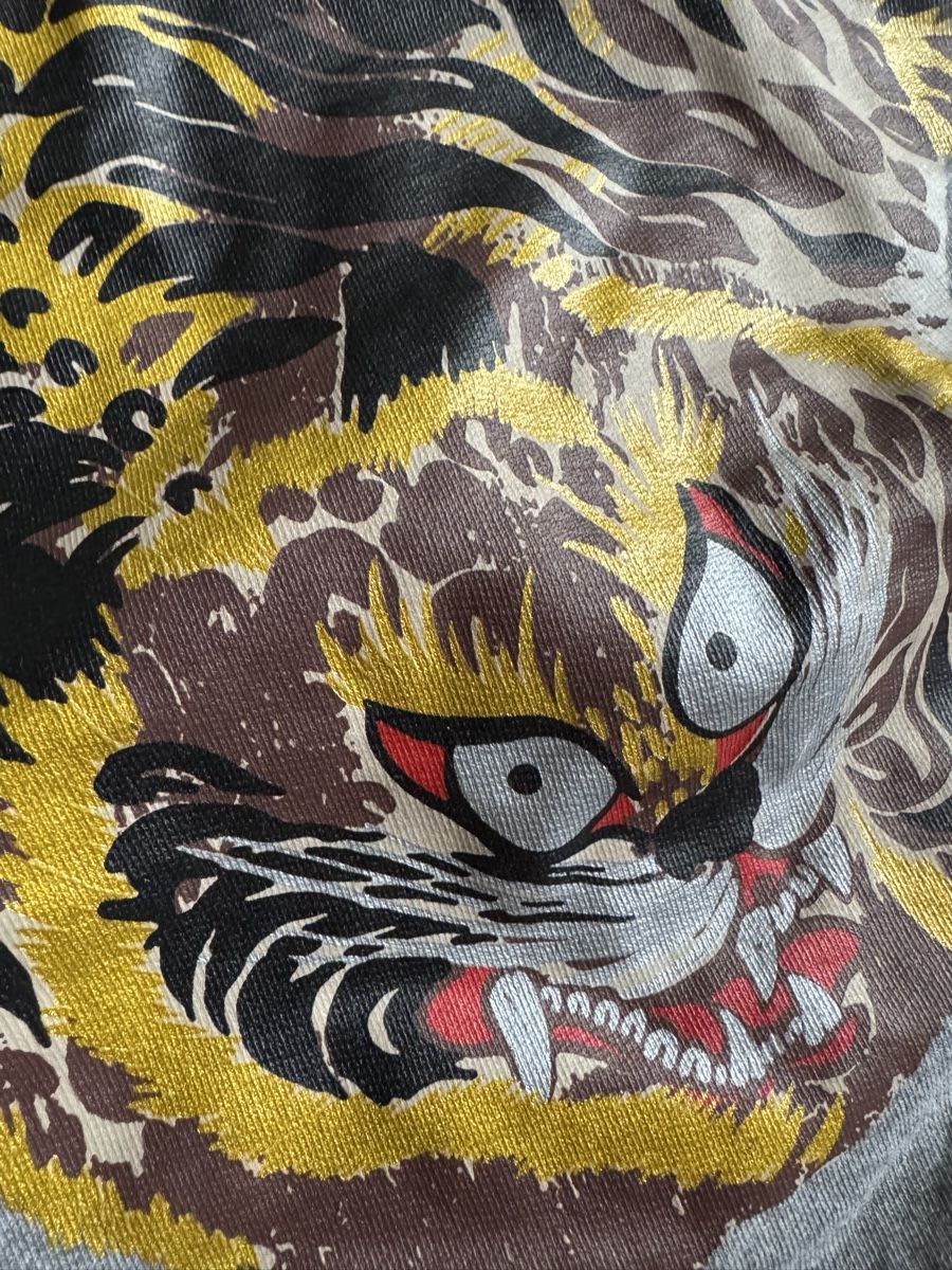 Kenzo Maglioni & Felpe: Kenzo Pullover mit Tiger Muster Grösse S- Selten getragen! – Usato da St. Gallen venduto da LkN_34 2