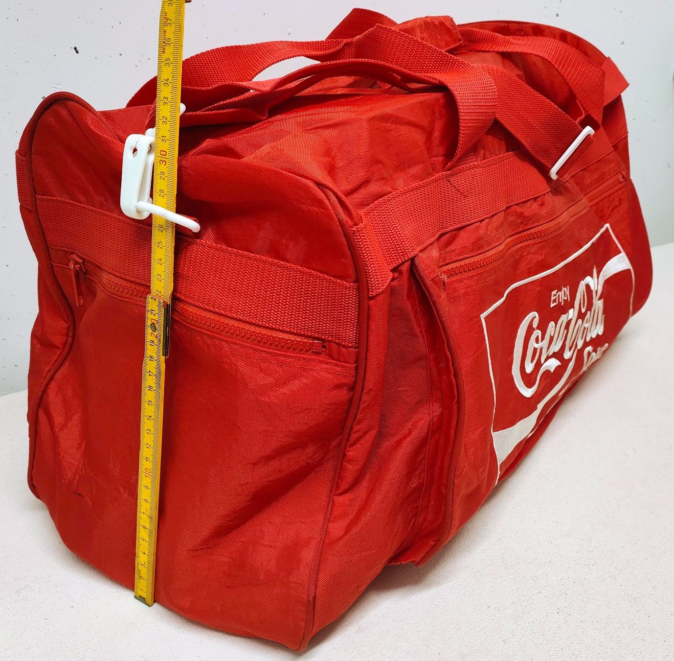 Coca-Cola Borse: einfache Coca-Cola Sporttasche – Nuovo (secondo la descrizione) da Pfäffikon ZH venduto da Colacity 1