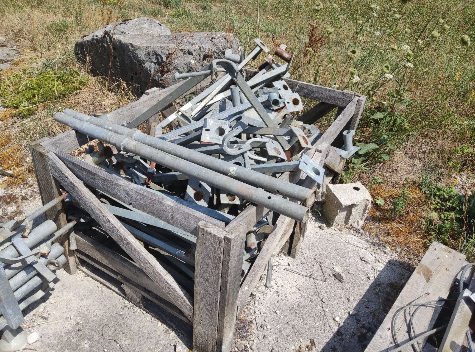 Ponteggi: Matériel pour banquetage  5 angles – Usato da Vicques venduto da prairie0809 2