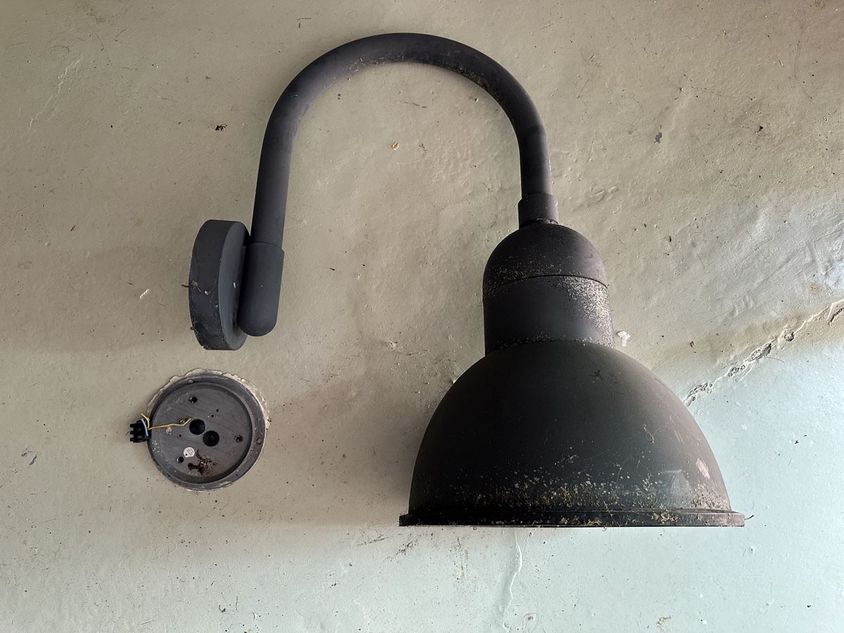 Lampen: Grosse Aussenlampe, gebraucht – Gebraucht aus Steinach von Dompy 1