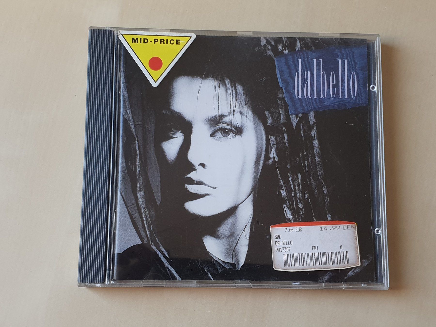 CDs: Dalbello She – Gebraucht aus Stansstad von collectorsshop