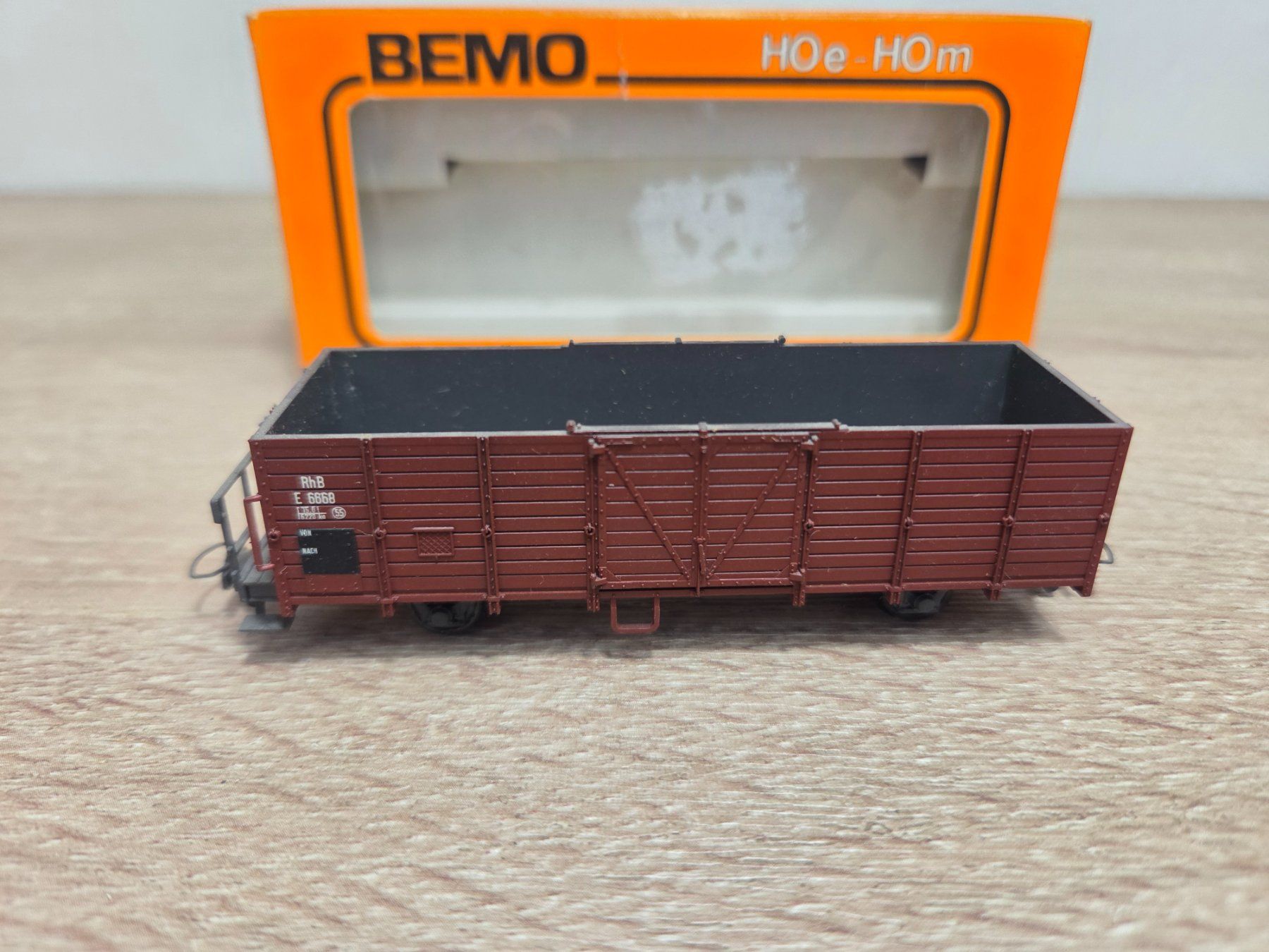 Bemo Trains électriques: Bemo 2251 Güterwagen RhB H0m (1) – D'occasion à St-Aubin-Sauges par Lo_Go 1