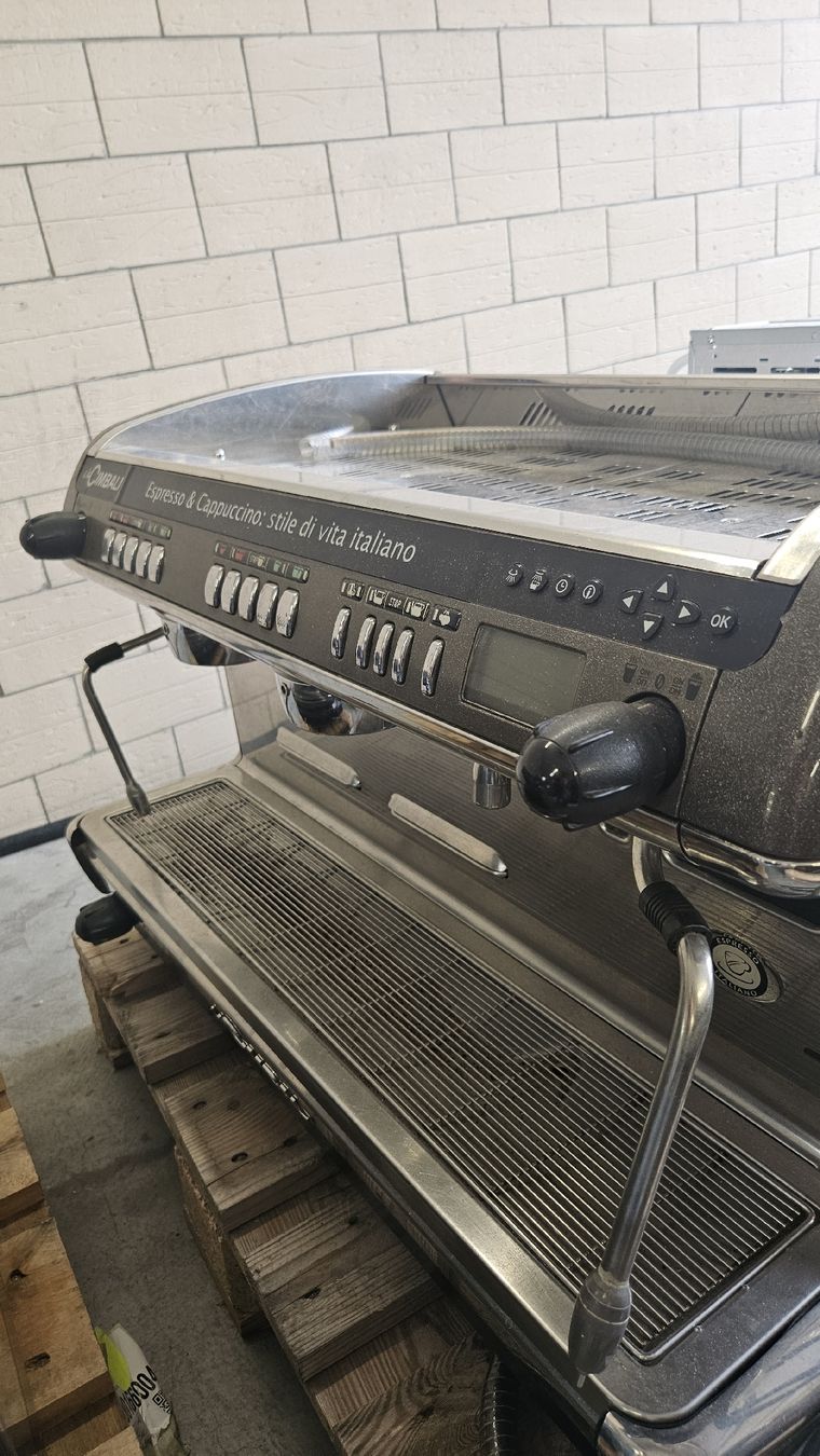 Cimbali Kaffeemaschinen & Espressomaschinen: La Cimbali M39 Dosatron – Defekt aus Uster von Caffeiannotta 5