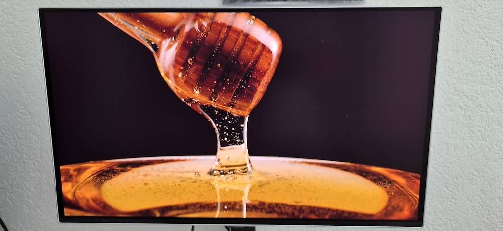 Monitor: Samsung Odyssey OLED G6 – Usato da Vallorbe venduto da SwissFenyx 3