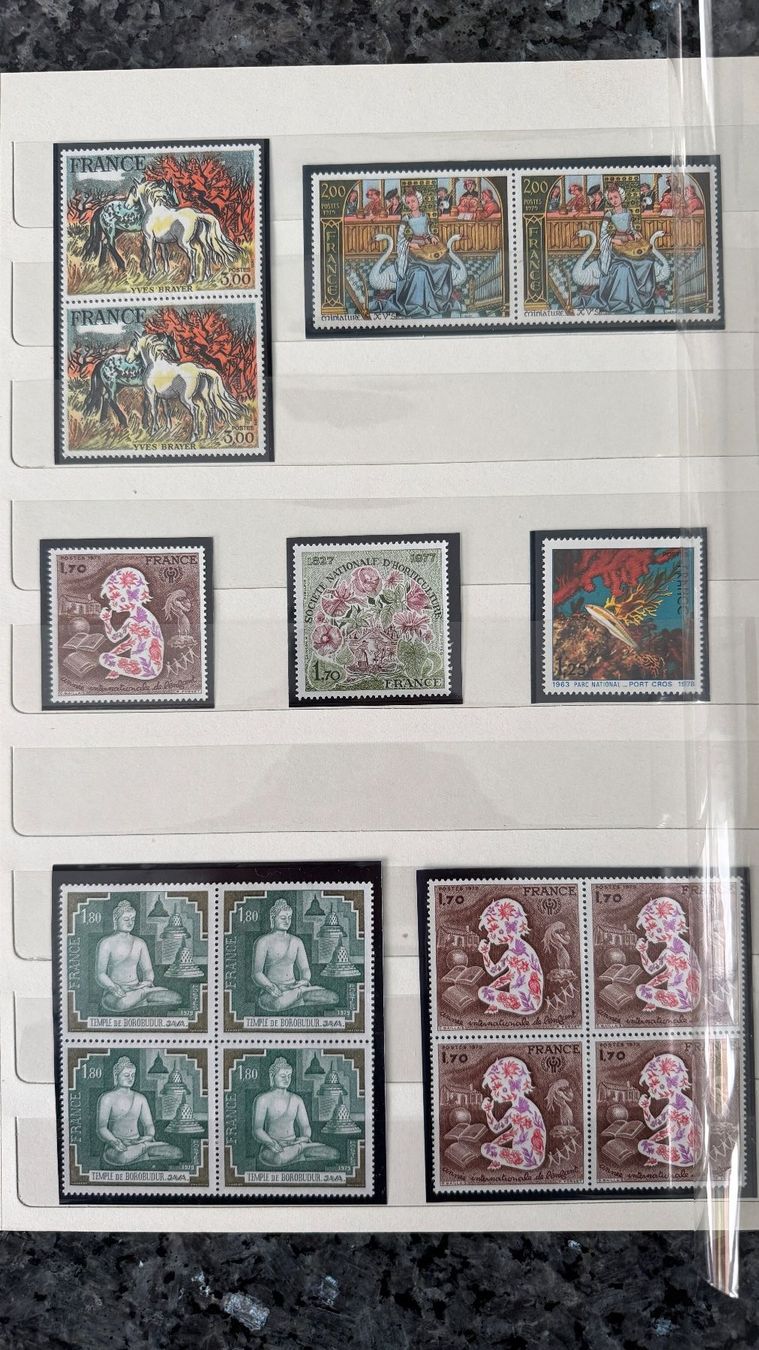 Tutti i francobolli: Briefmarken, Blöcke, ungestempelt, weltweit – Usato da Bellmund venduto da Kari58