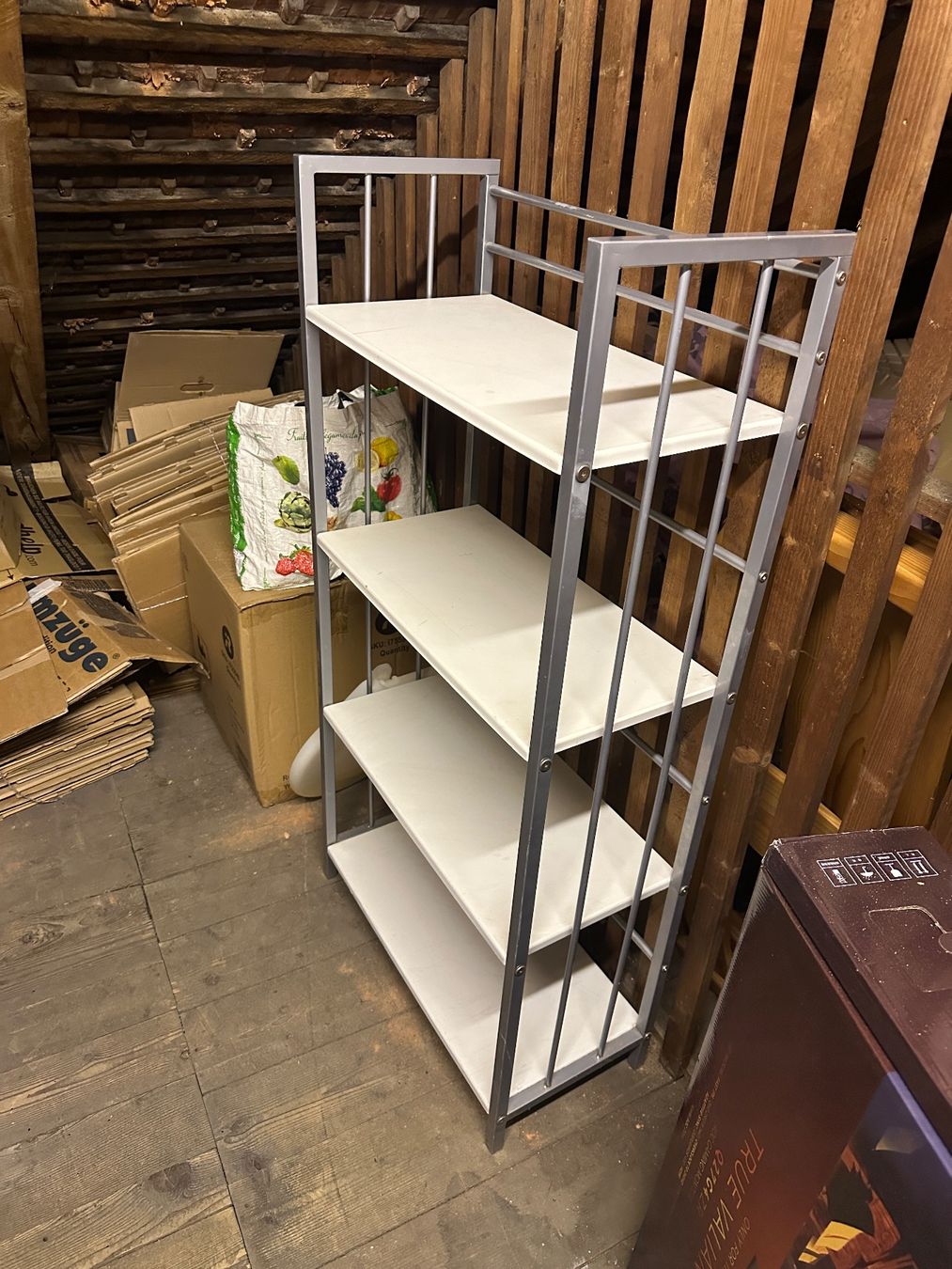 Regale: Regal / Gestell weiss mit 4 Ablageflächen – Gebraucht aus Zürich von flo_d66b 1
