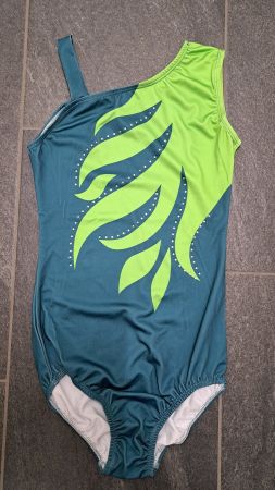 Turndress Gr. 164 - NEU!