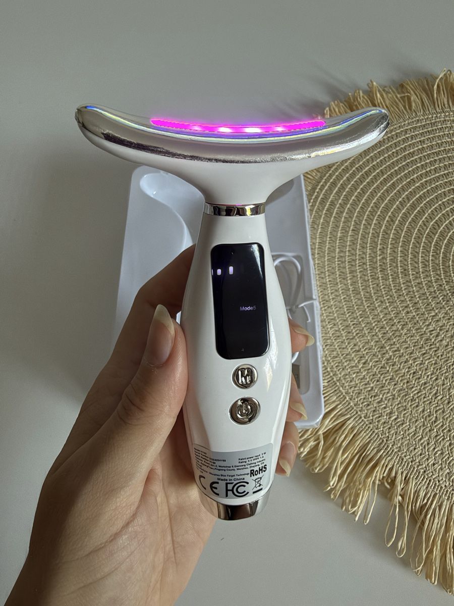 Cura del viso: NIJ Neck Beauty Device LED light therapy – Nuovo e nell'imballaggio originale da Gränichen venduto da Domsiiiii