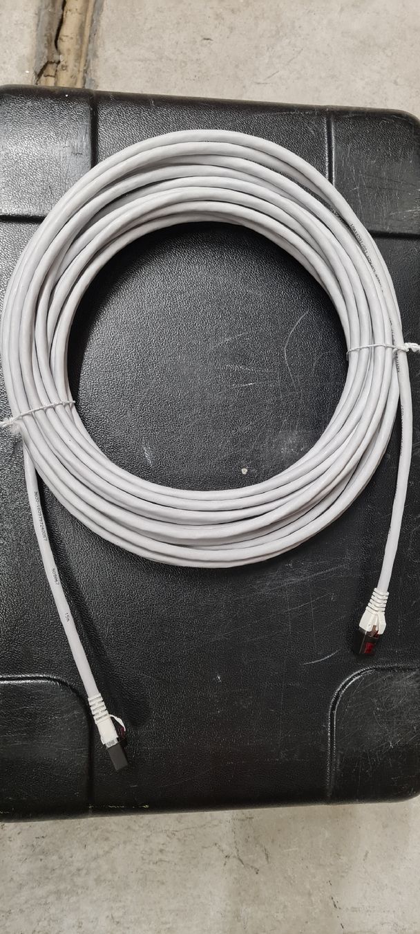 Cavi: Patchkabel R&M Kat.6a, S/FTP, RJ45, halogenfrei 15m, grau – Nuovo (secondo la descrizione) da Zürich venduto da dav_n8m7