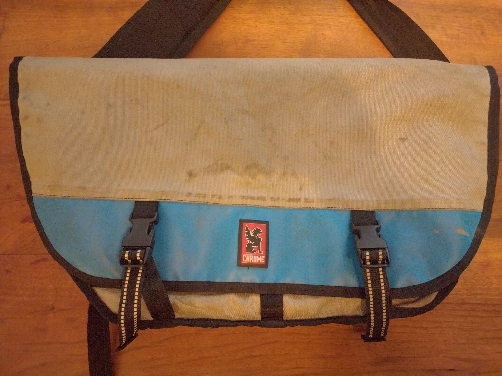 Chrome Taschen: Sac messenger Chrome taille M – Gebraucht aus Vernier von nigelone