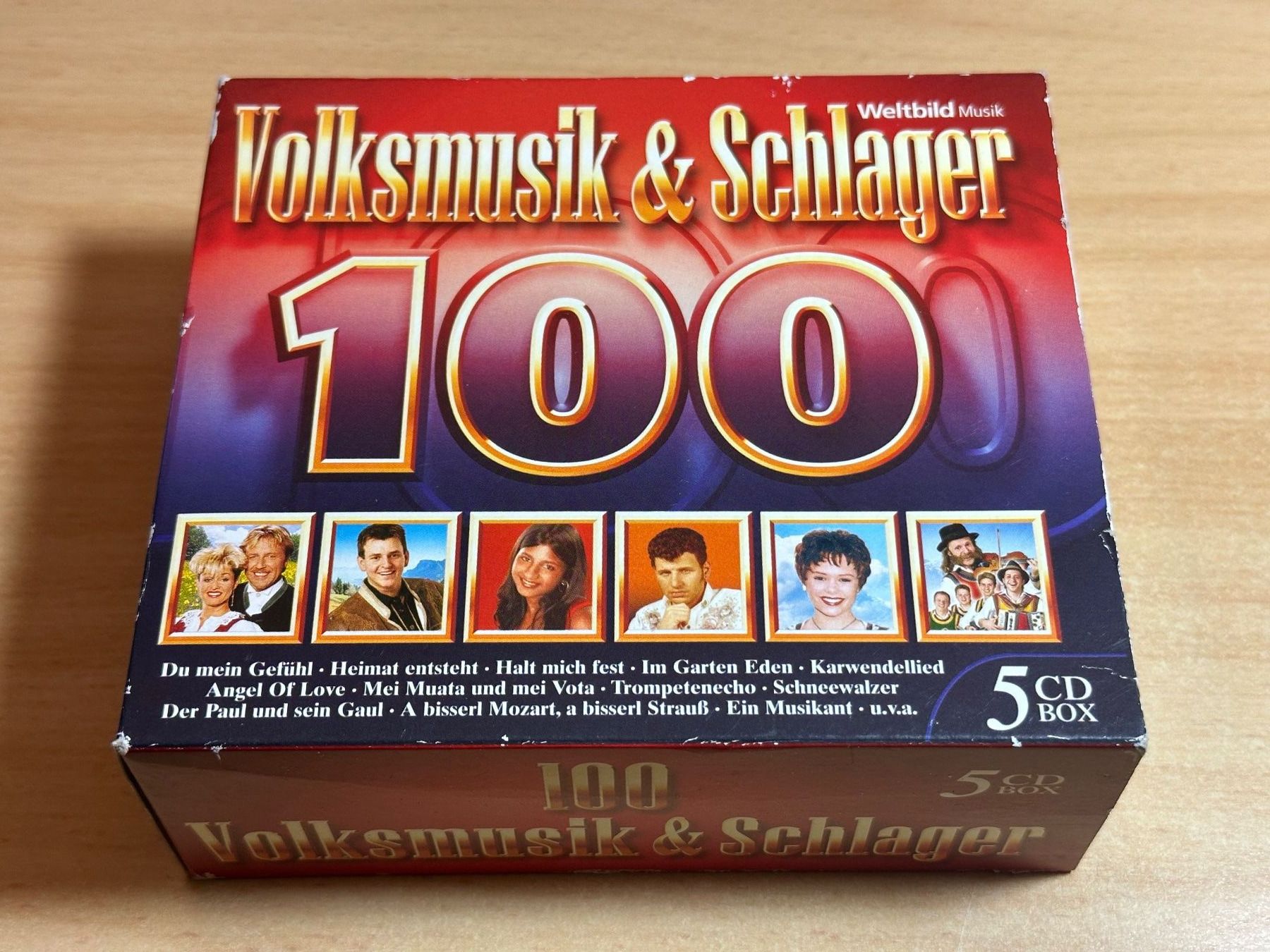 CD: Various – 100 Volksmusikhits - 5 CD – Usato da Rikon im Tösstal venduto da Alpenmutz